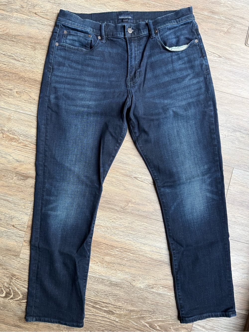 Men’s Lucky Brand 410 Athletic Straight Coolmax Stretch Jean
